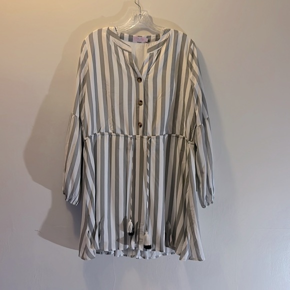 Pink Lily Dresses & Skirts - Pink Lily Dress Black & White Striped MIDI Women’s M